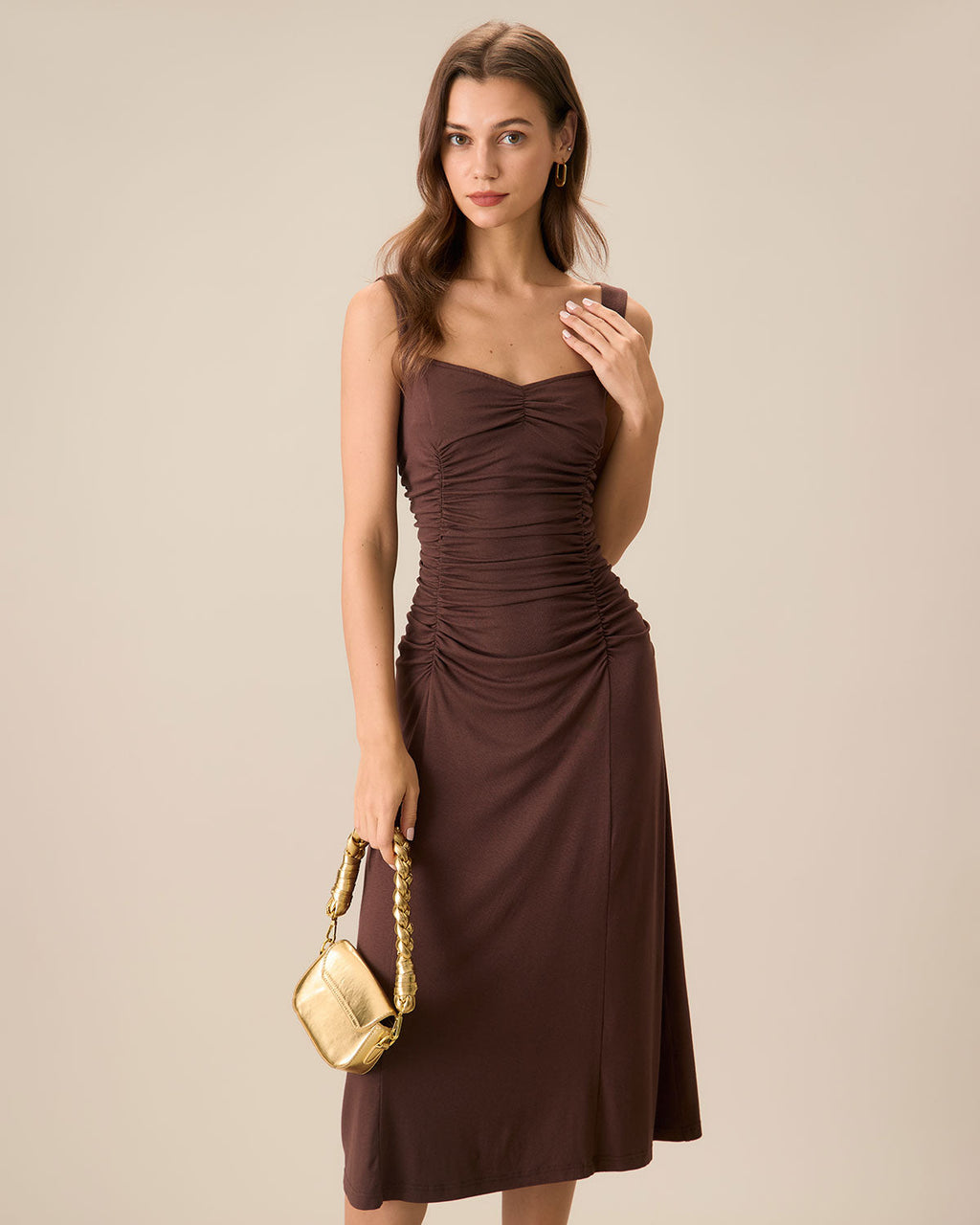 Vestido midi de punto fruncido estilo lencero color café para mujer