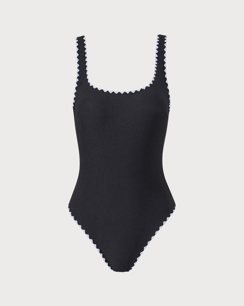 Traje de baño enterizo acanalado negro en contraste