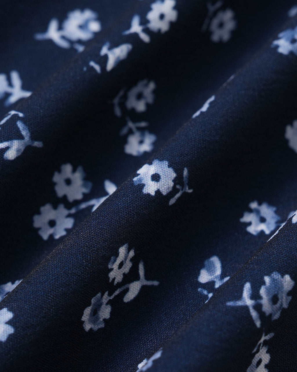 Minivestido con tirantes, escote cuadrado y estampado floral azul marino