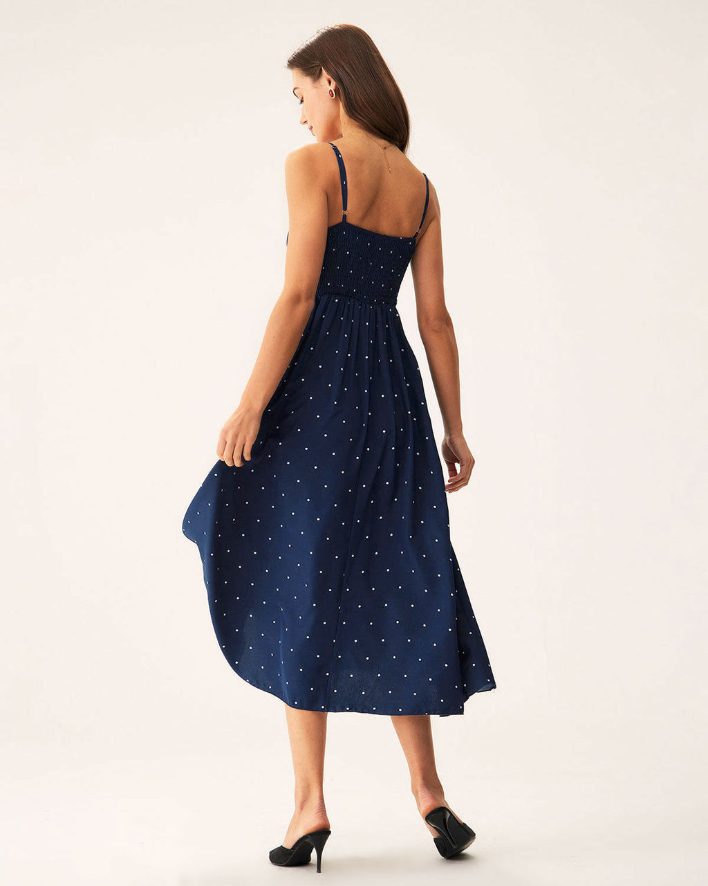 Vestido lencero midi fruncido de lunares azul marino