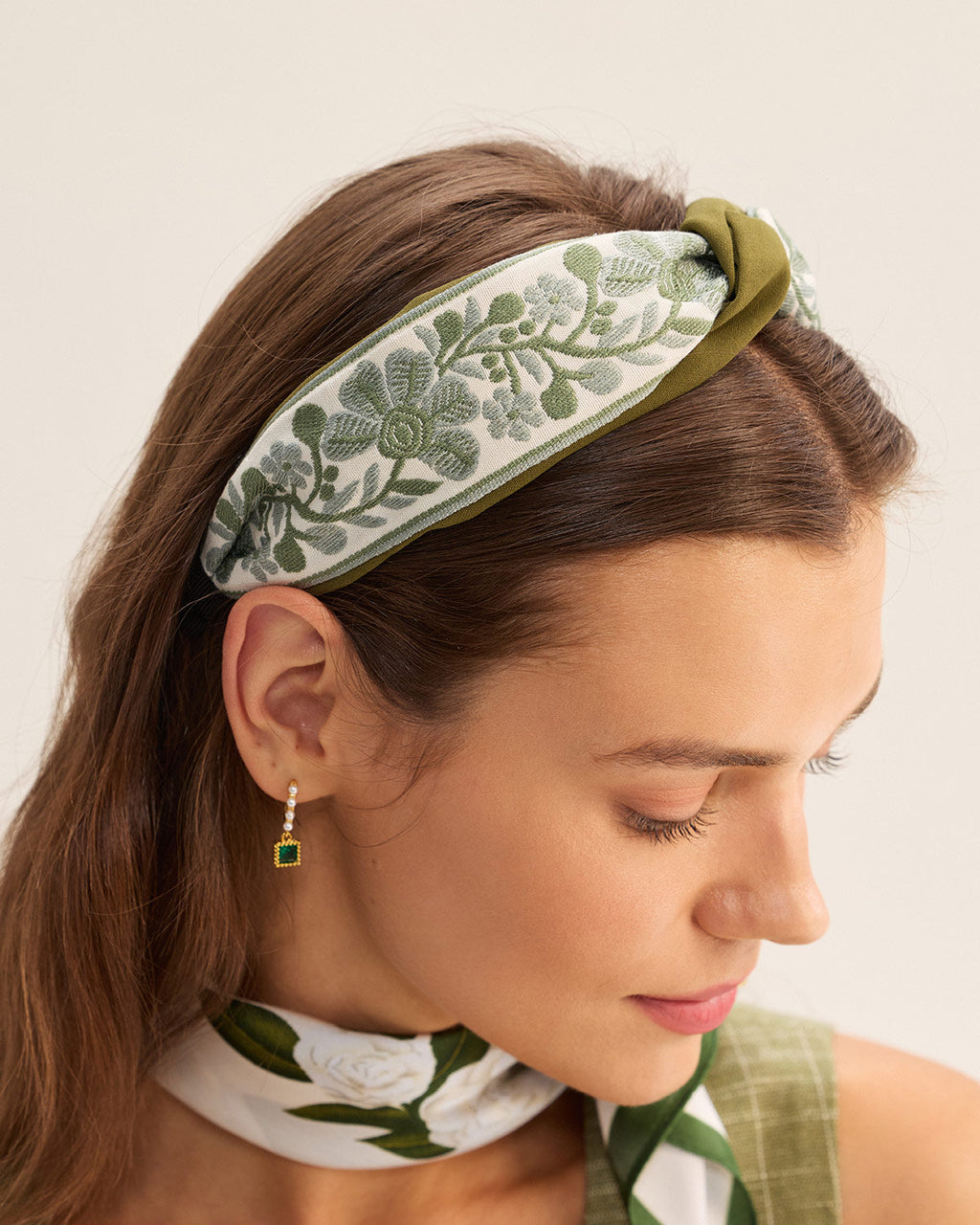 Cinta para la cabeza floral verde para mujer