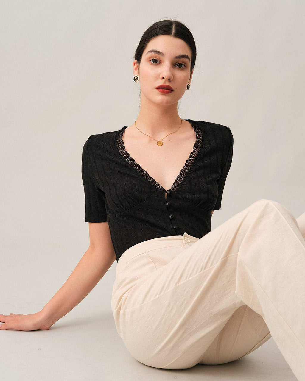 La camiseta de canalé con detalles de encaje
