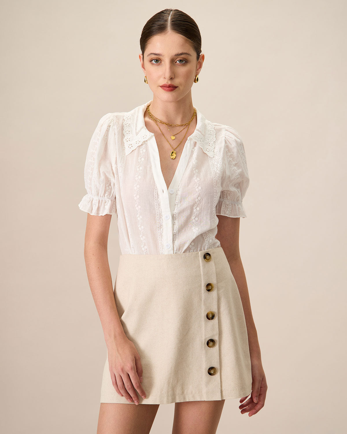 Blusa de algodón blanca con cuello y bordado de encaje para mujer