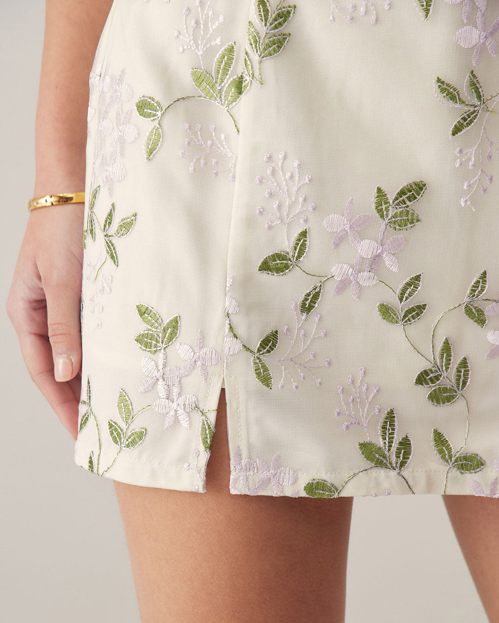 Minifalda recta floral beige