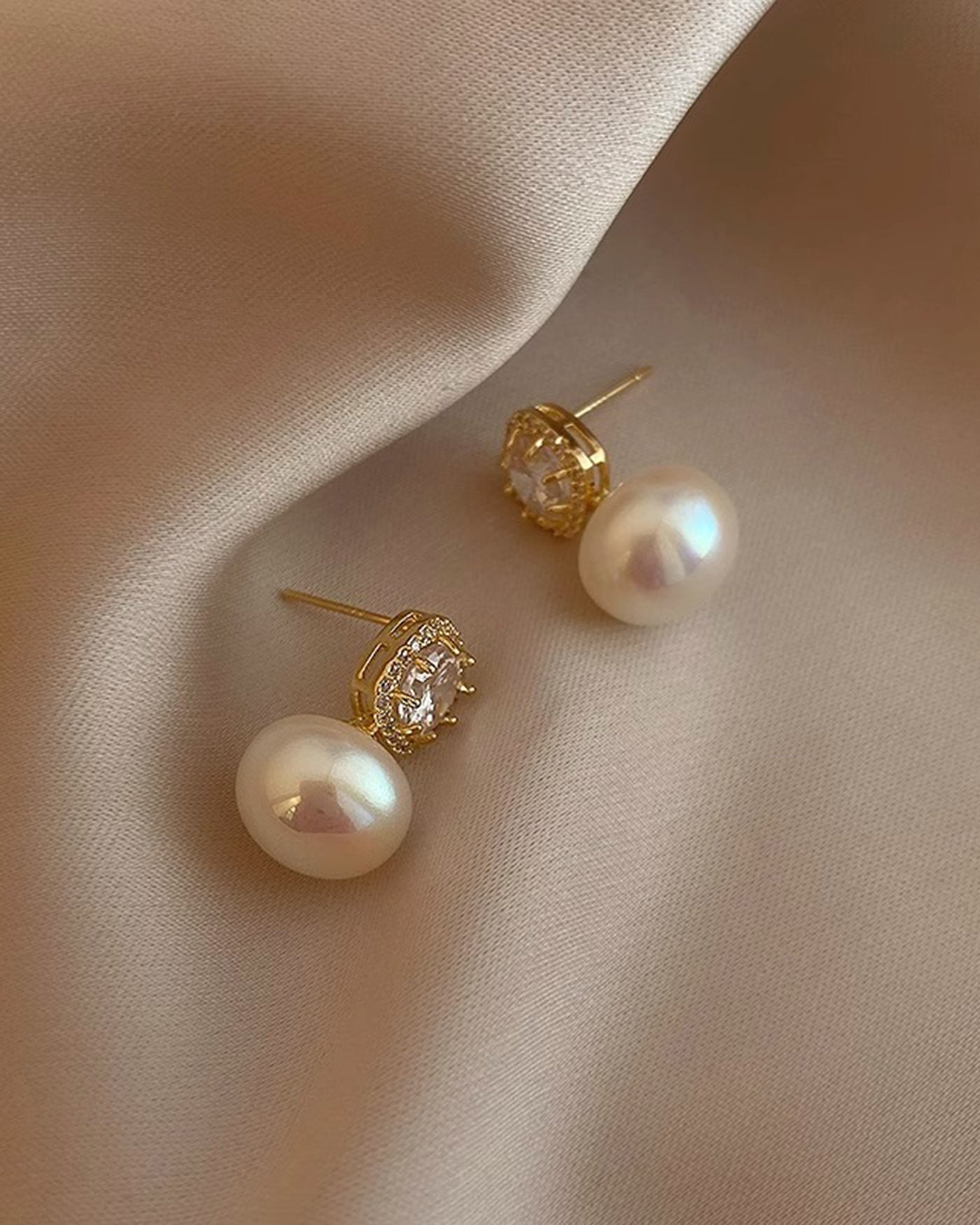 Off White Earrings