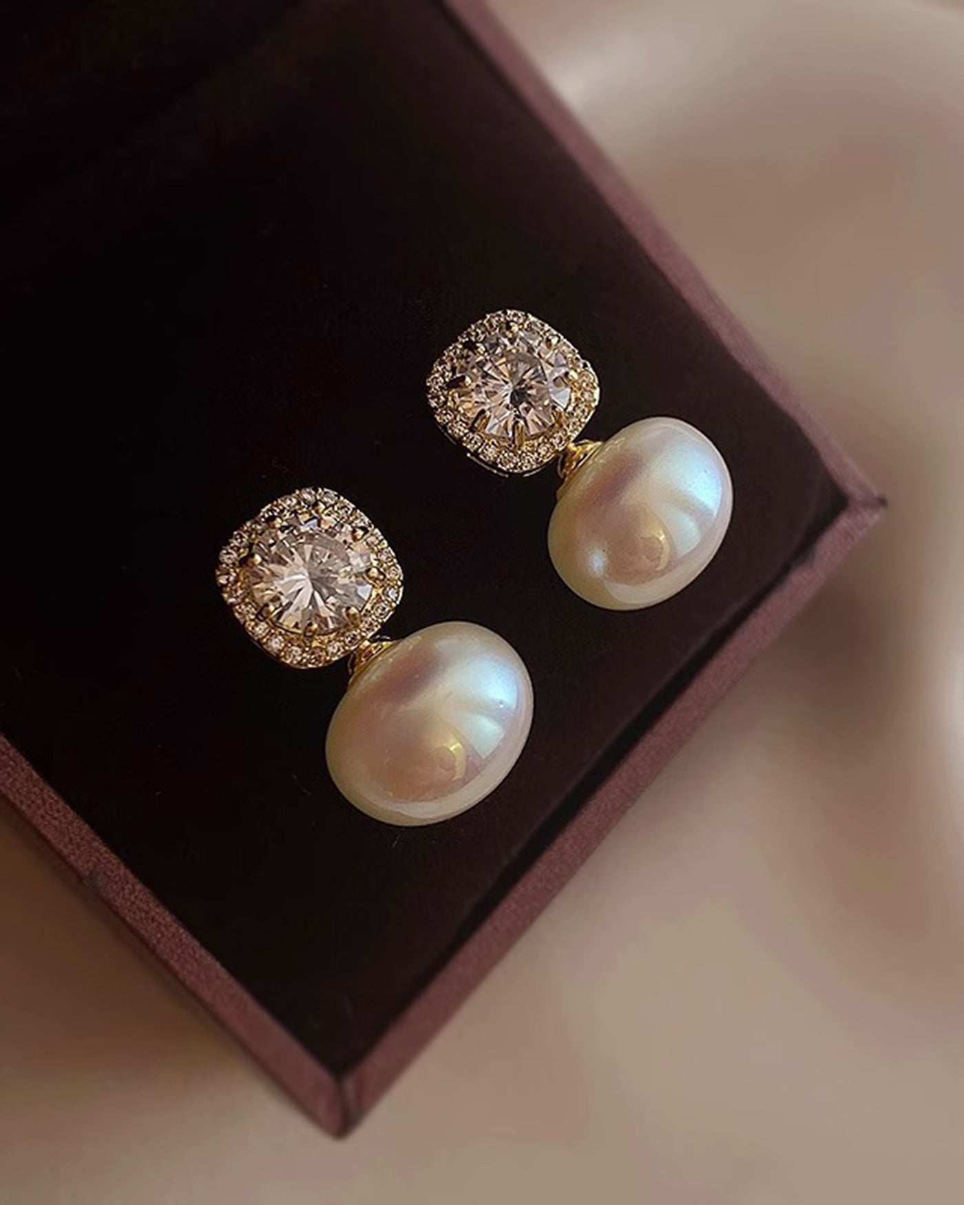 Off White Earrings
