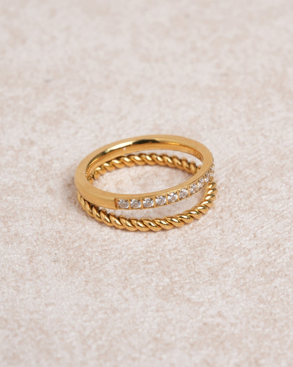 Anillo de oro para mujer