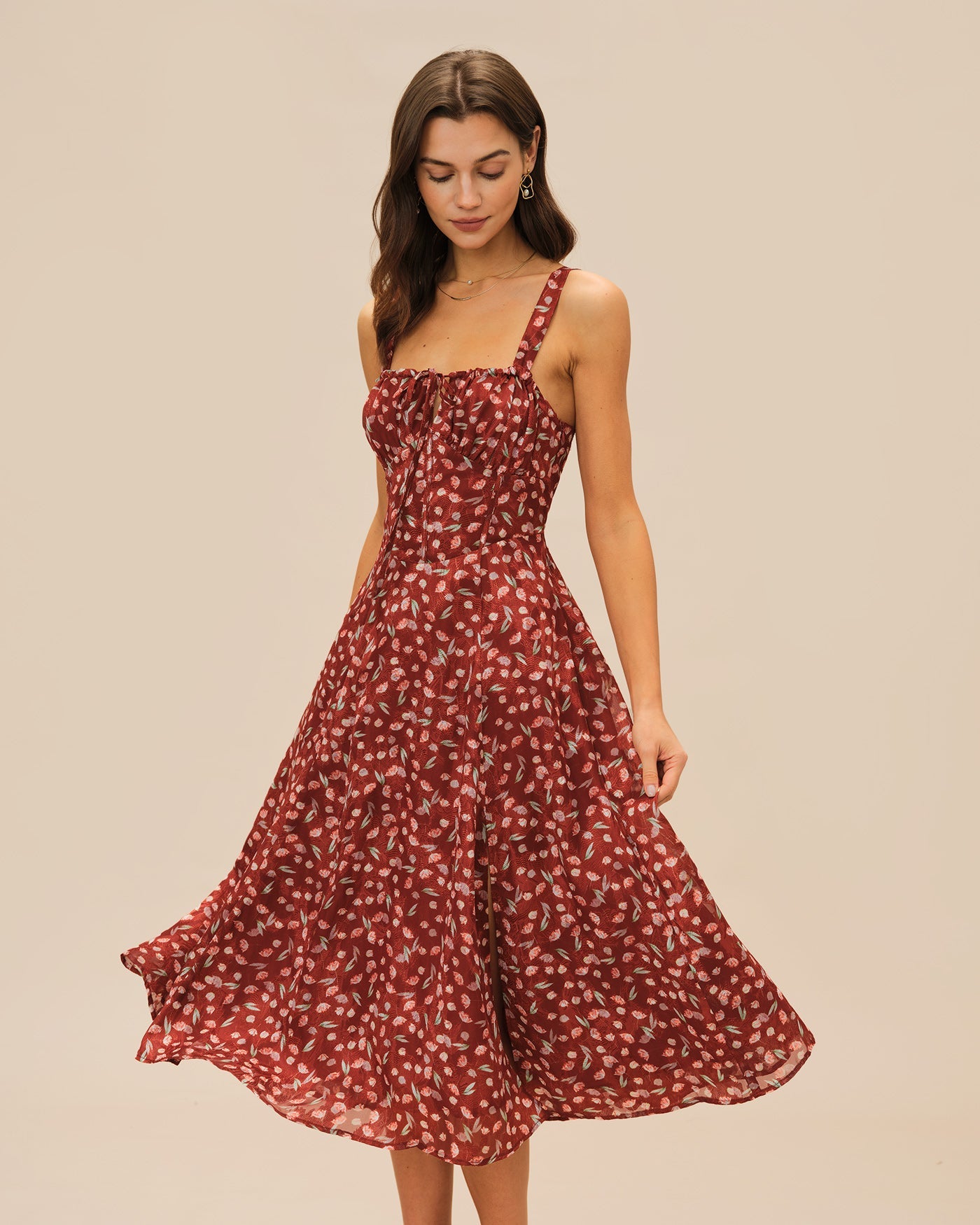 Vestido lencero midi floral rojo vino