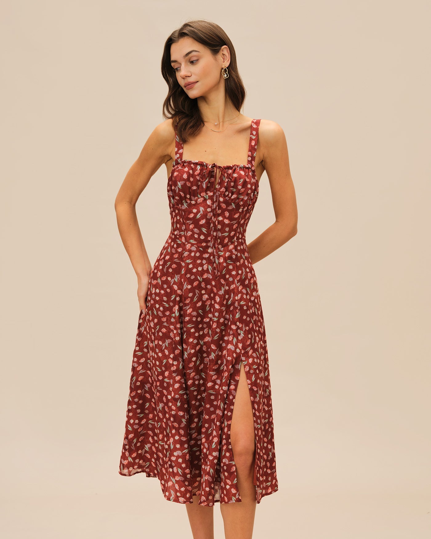 Vestido lencero midi floral rojo vino