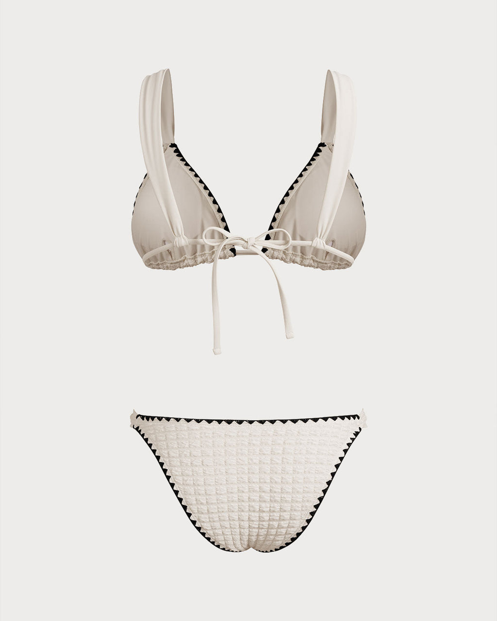 Conjunto de bikini blanco con triángulo en contraste