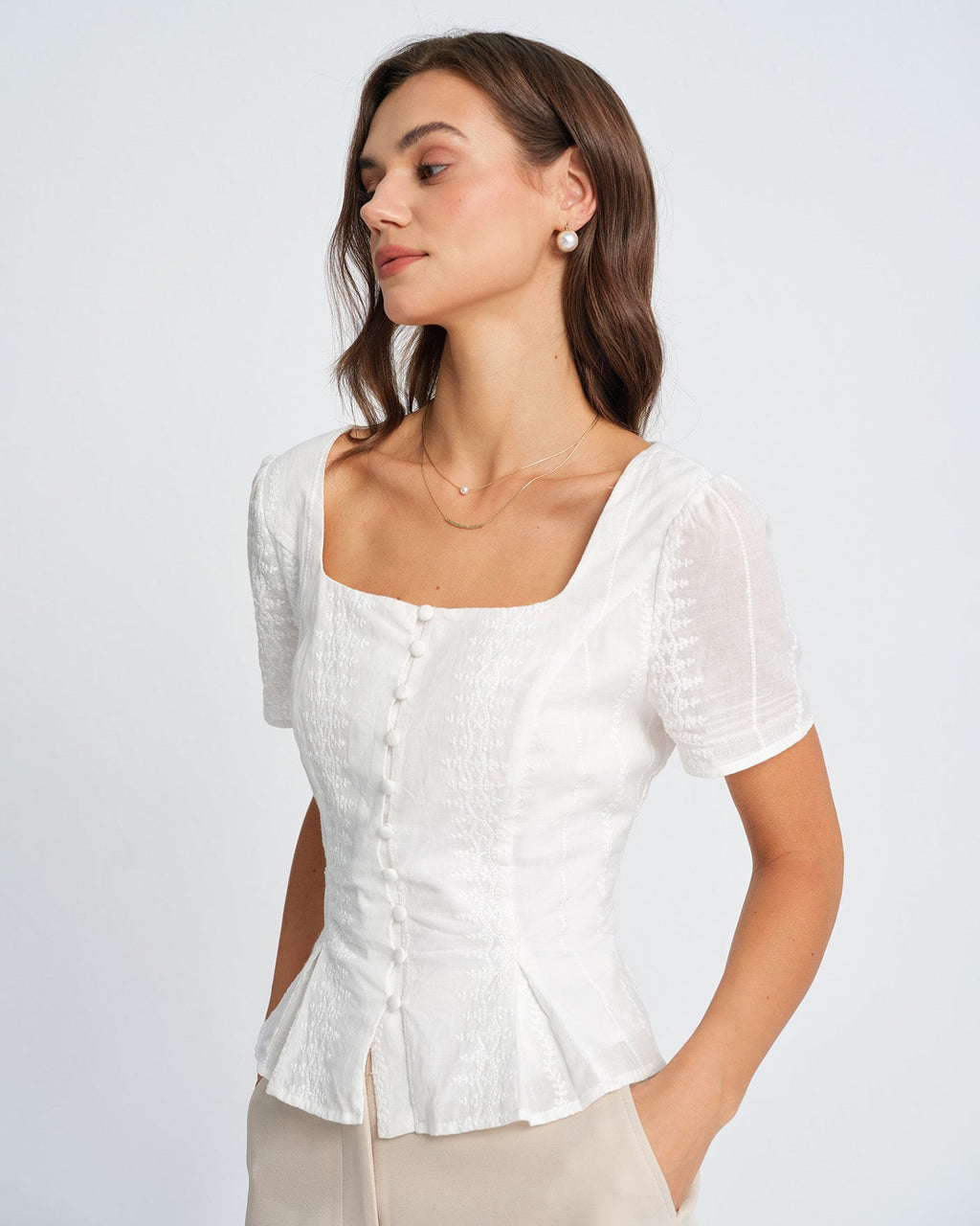 Blusa Blanca Texturizada con Flores