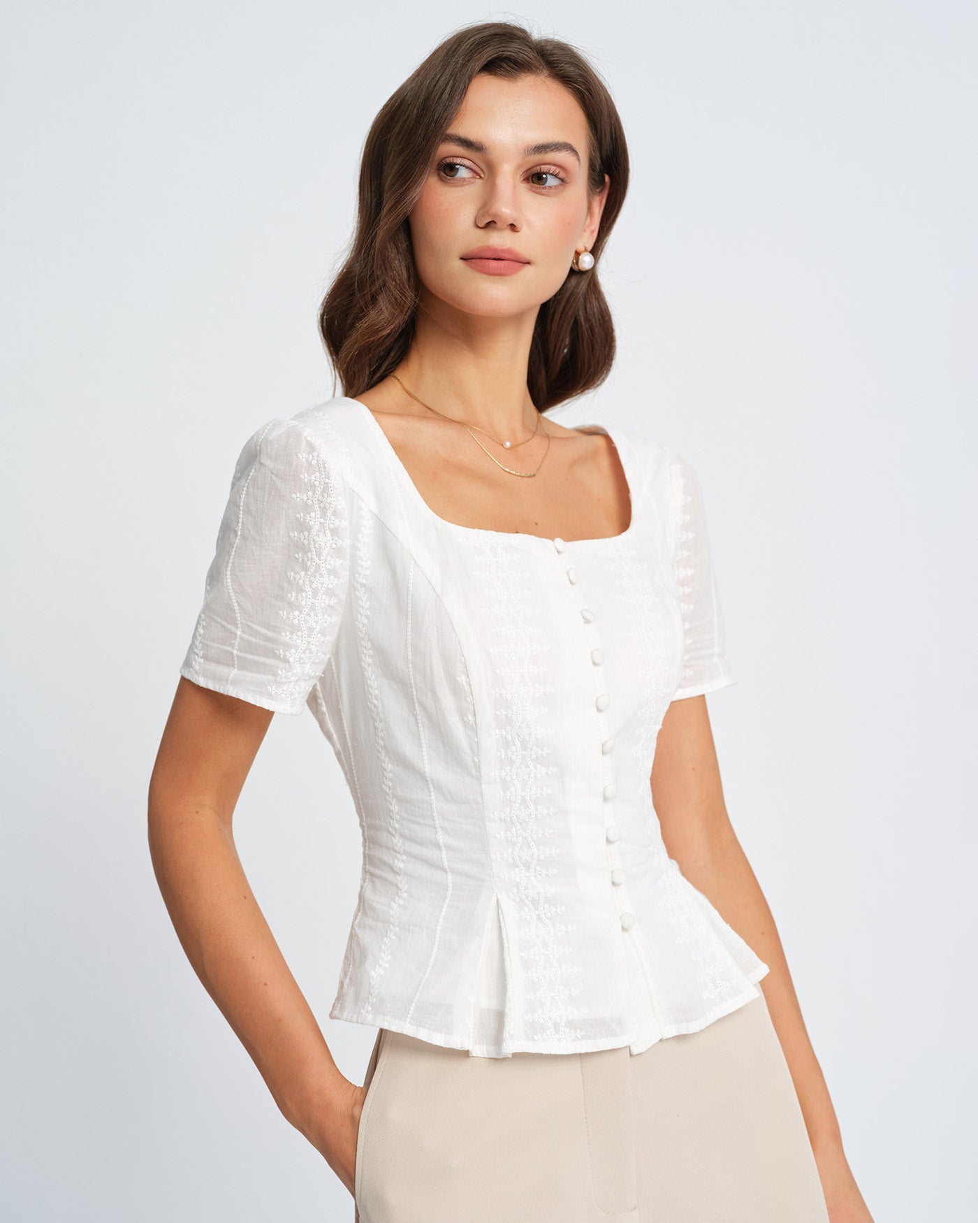 Blusa Blanca Texturizada con Flores