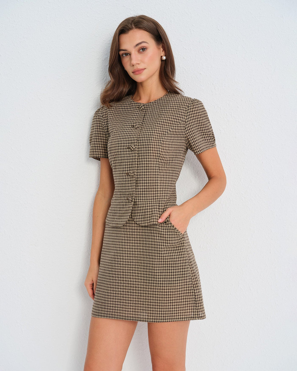 Blusa de manga abullonada a cuadros marrones