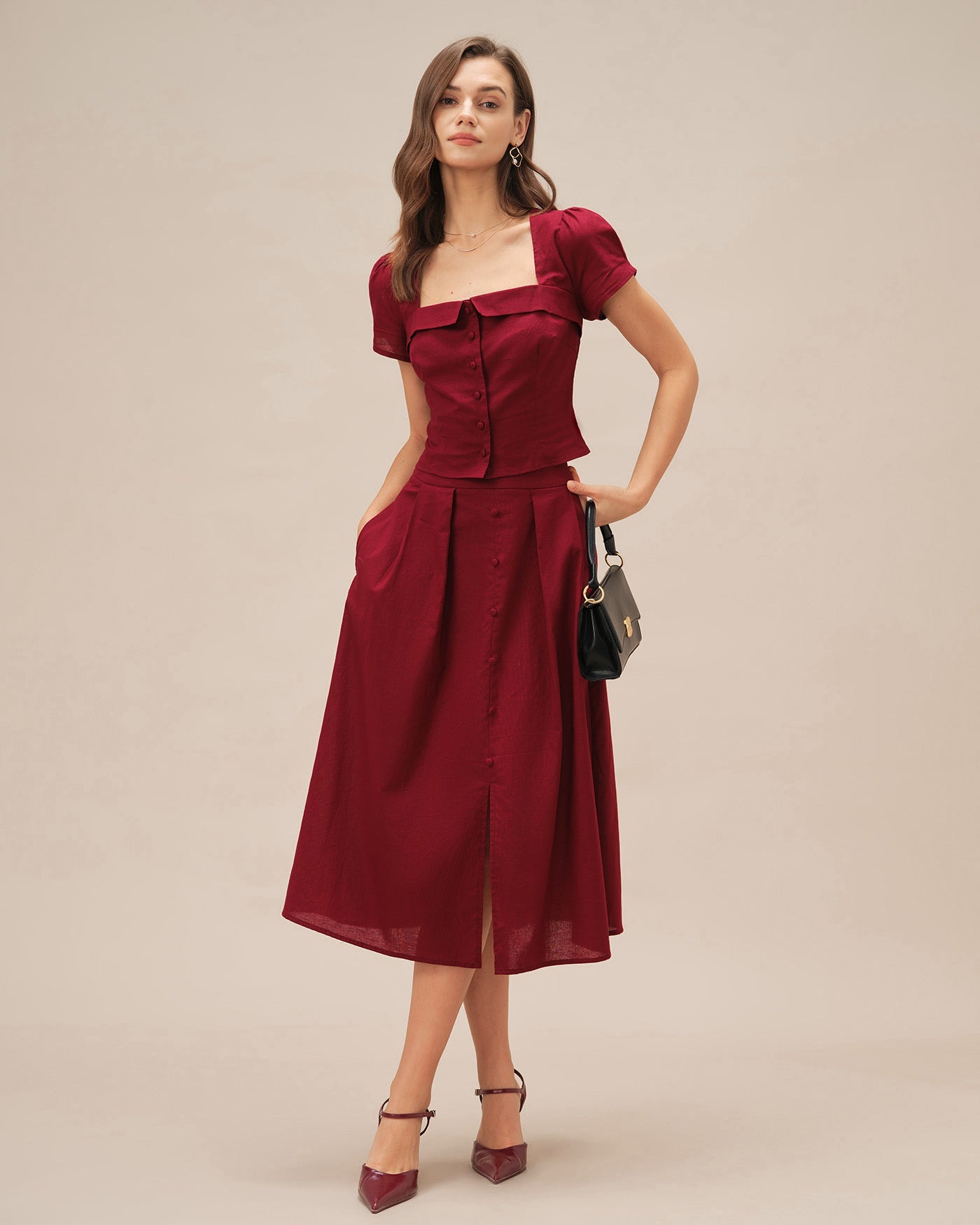Falda Midi Roja Fruncida con Abertura