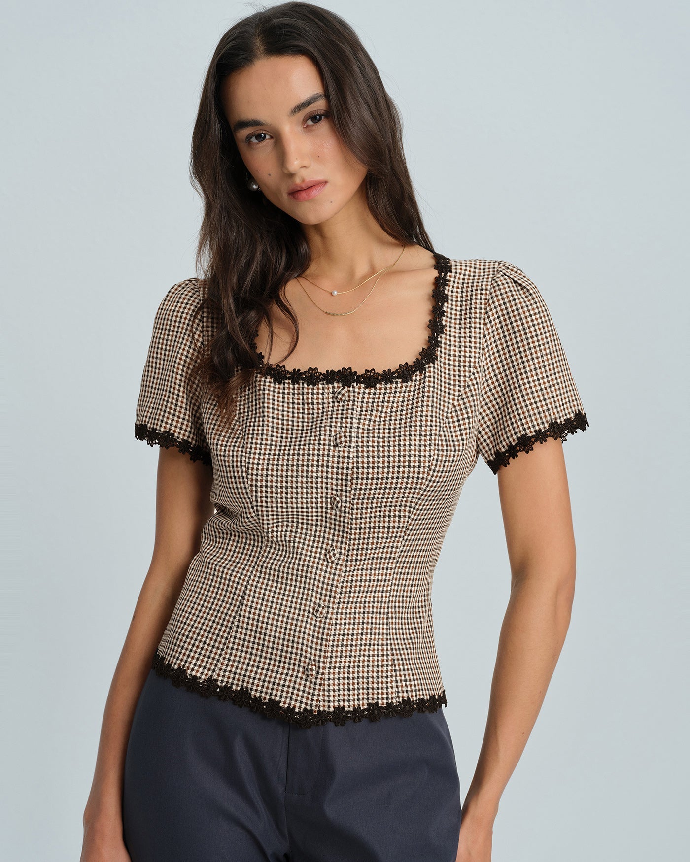 Blusa cuadrada a cuadros color café