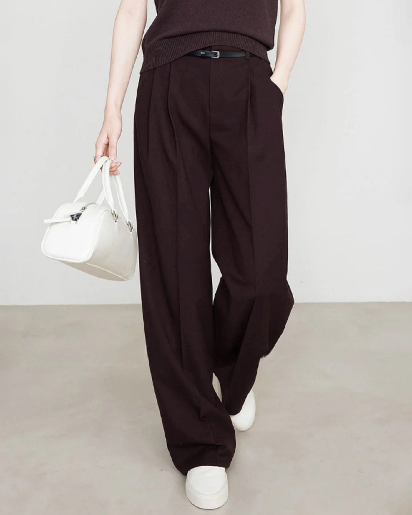 Pantalones casuales rojo oscuro