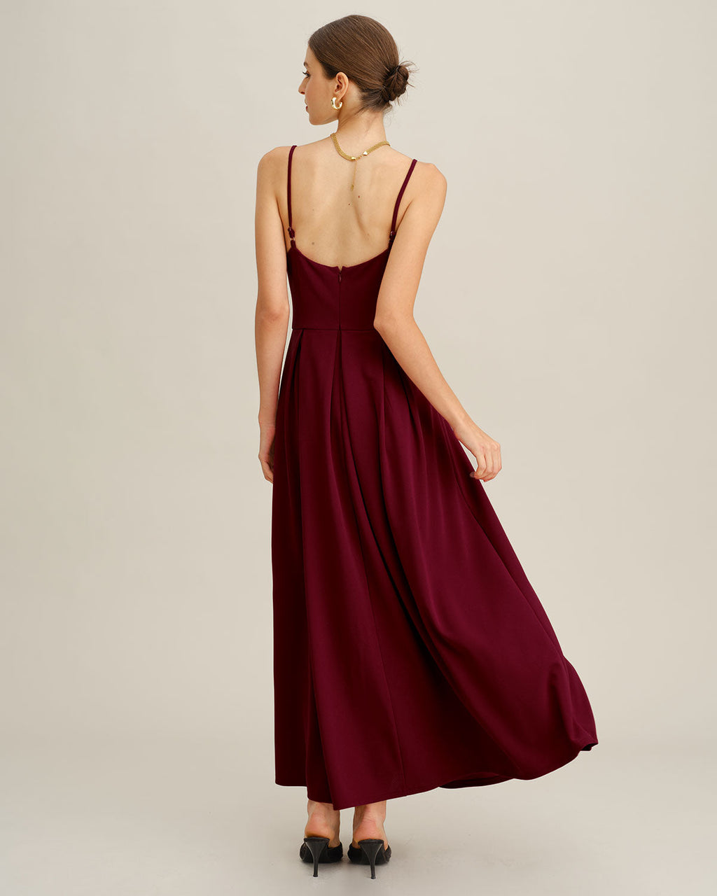 Vestido largo plisado lencero color rojo vino