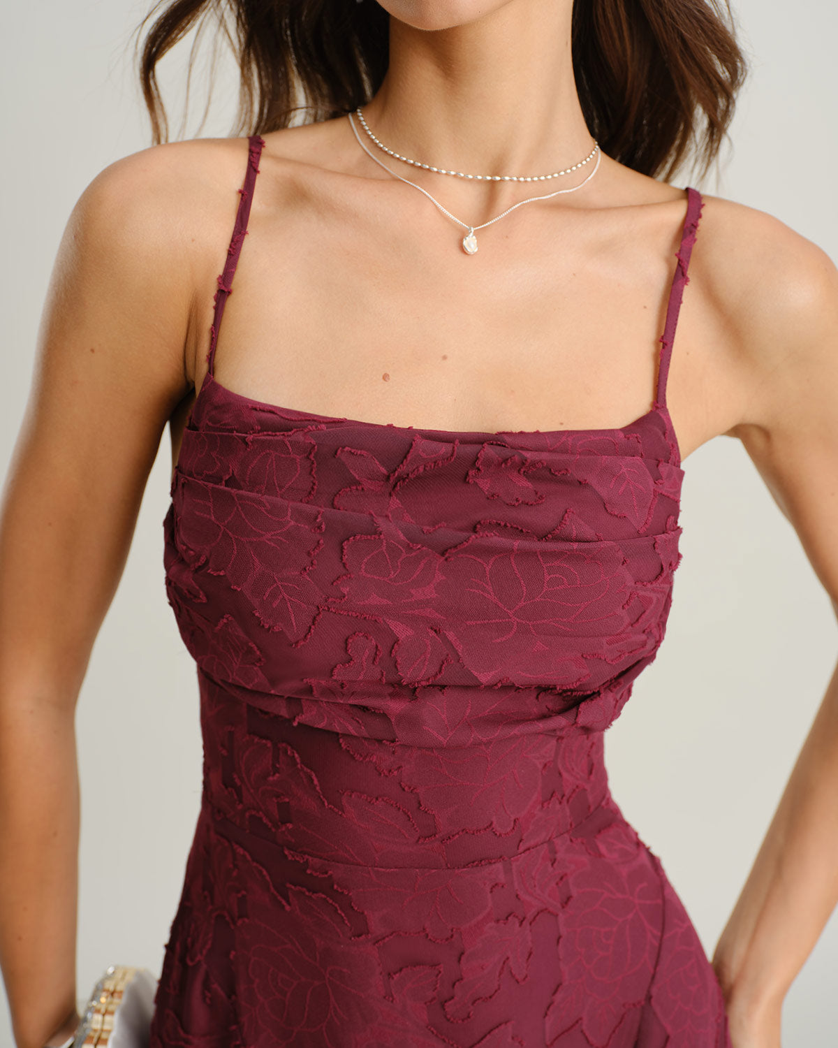 Vestido maxi jacquard color rojo vino