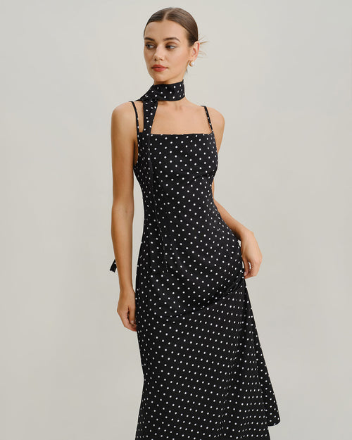 Vestido largo lencero con cuello desbocado de lunares negros