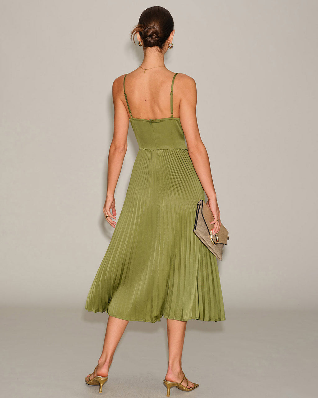 Green Sweetheart Neck Pleated Slip Midi Dress