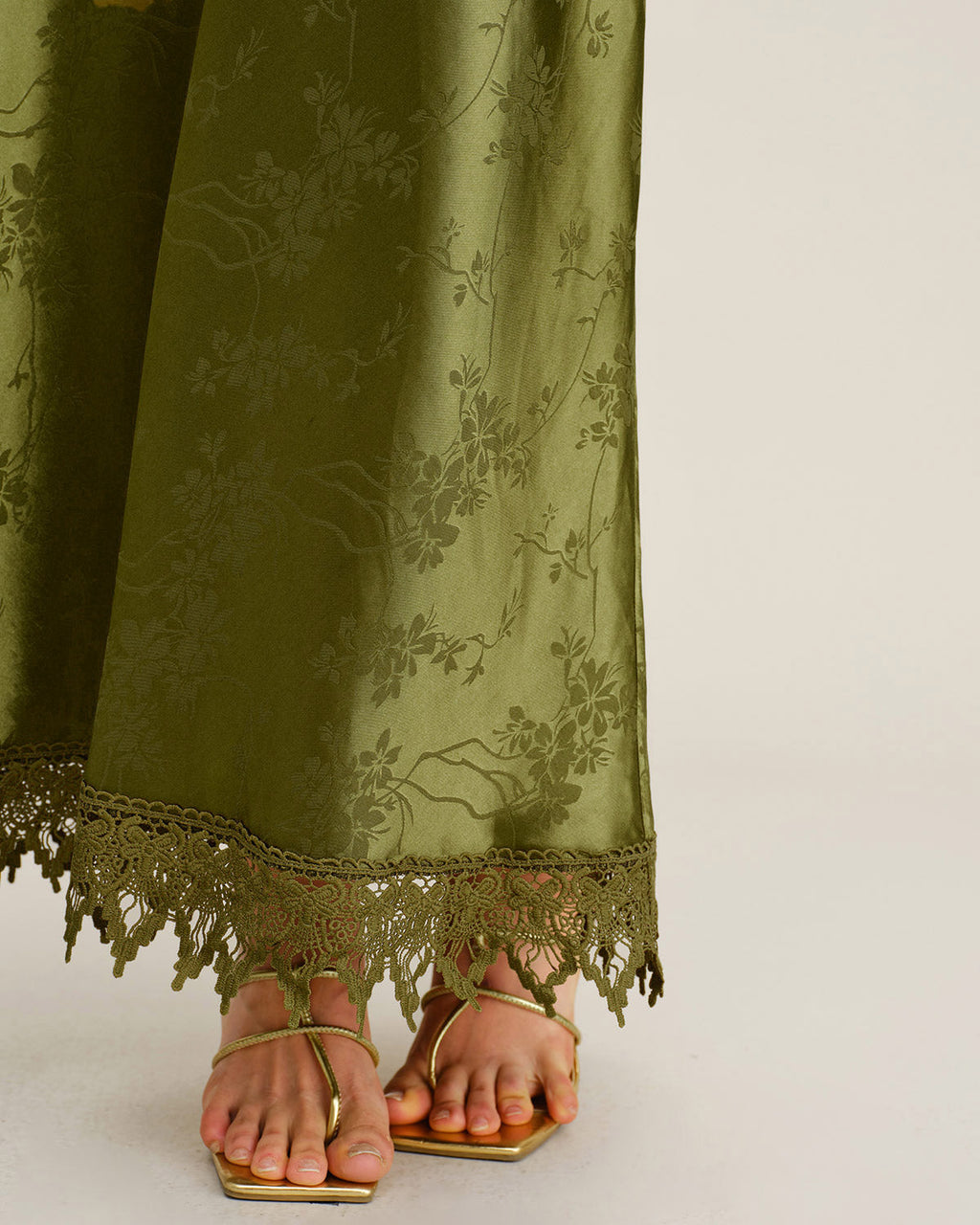 Vestido largo de jacquard verde tipo corsé