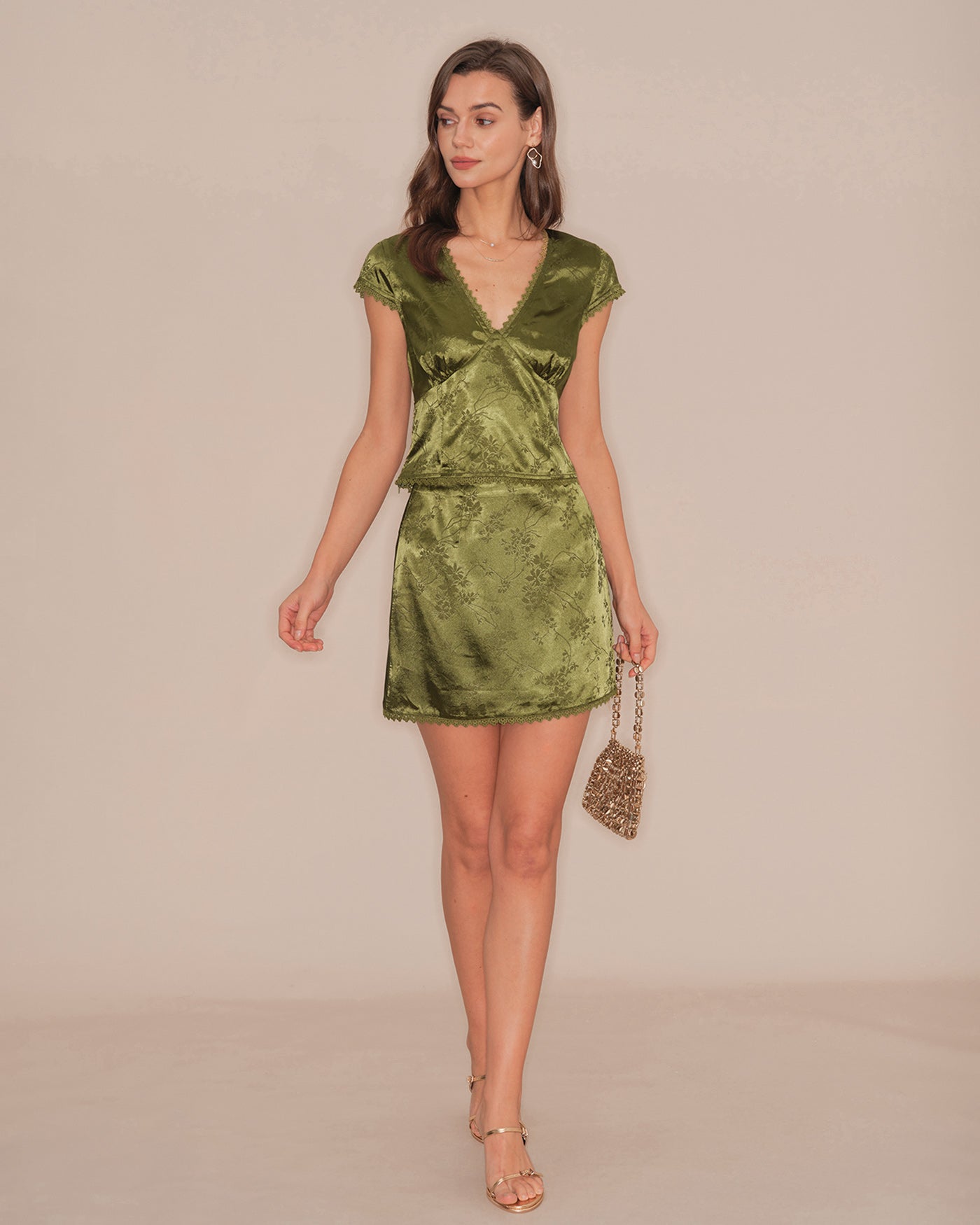 Minifalda de satén floral verde