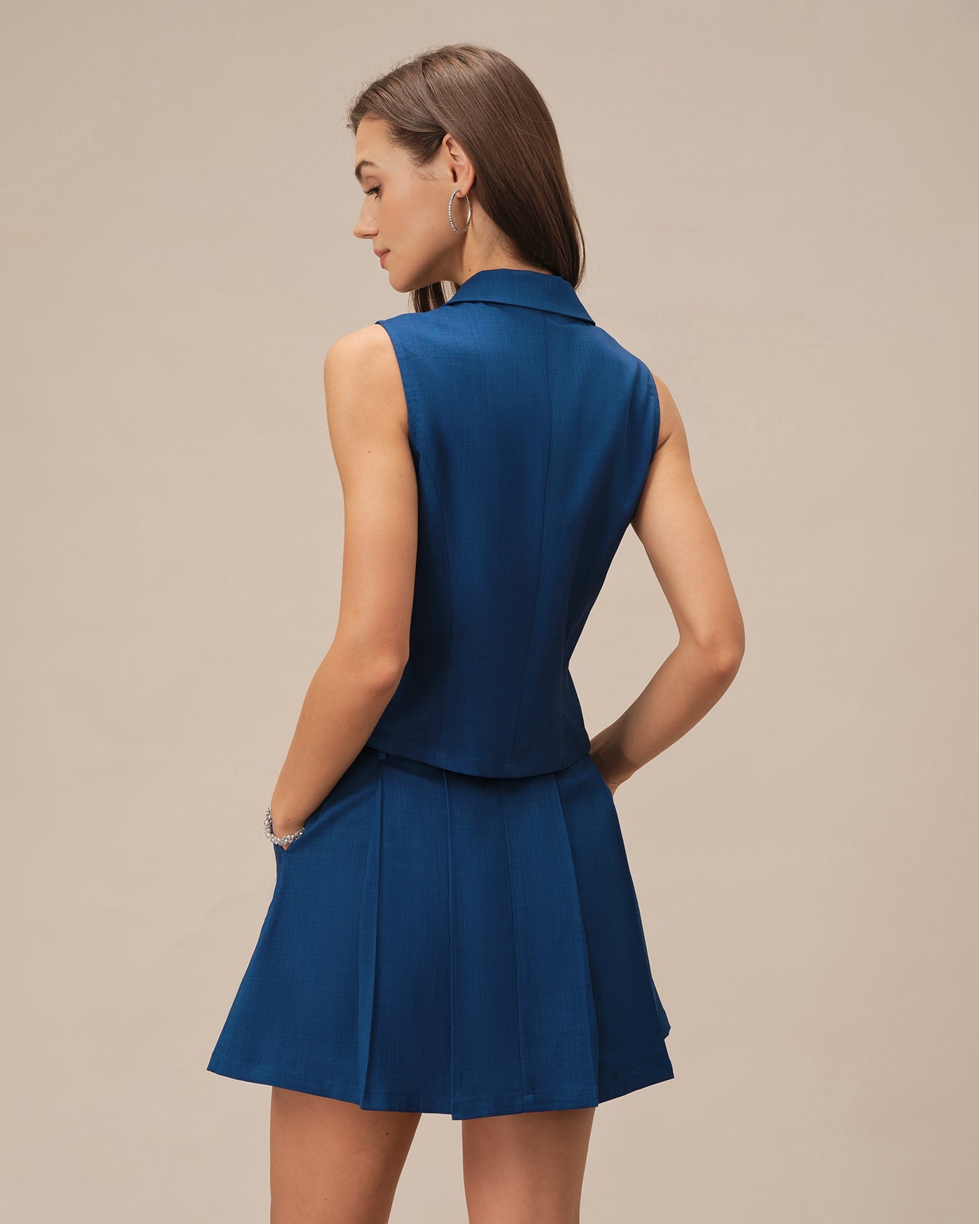 Minifalda evasé con bolsillos azules