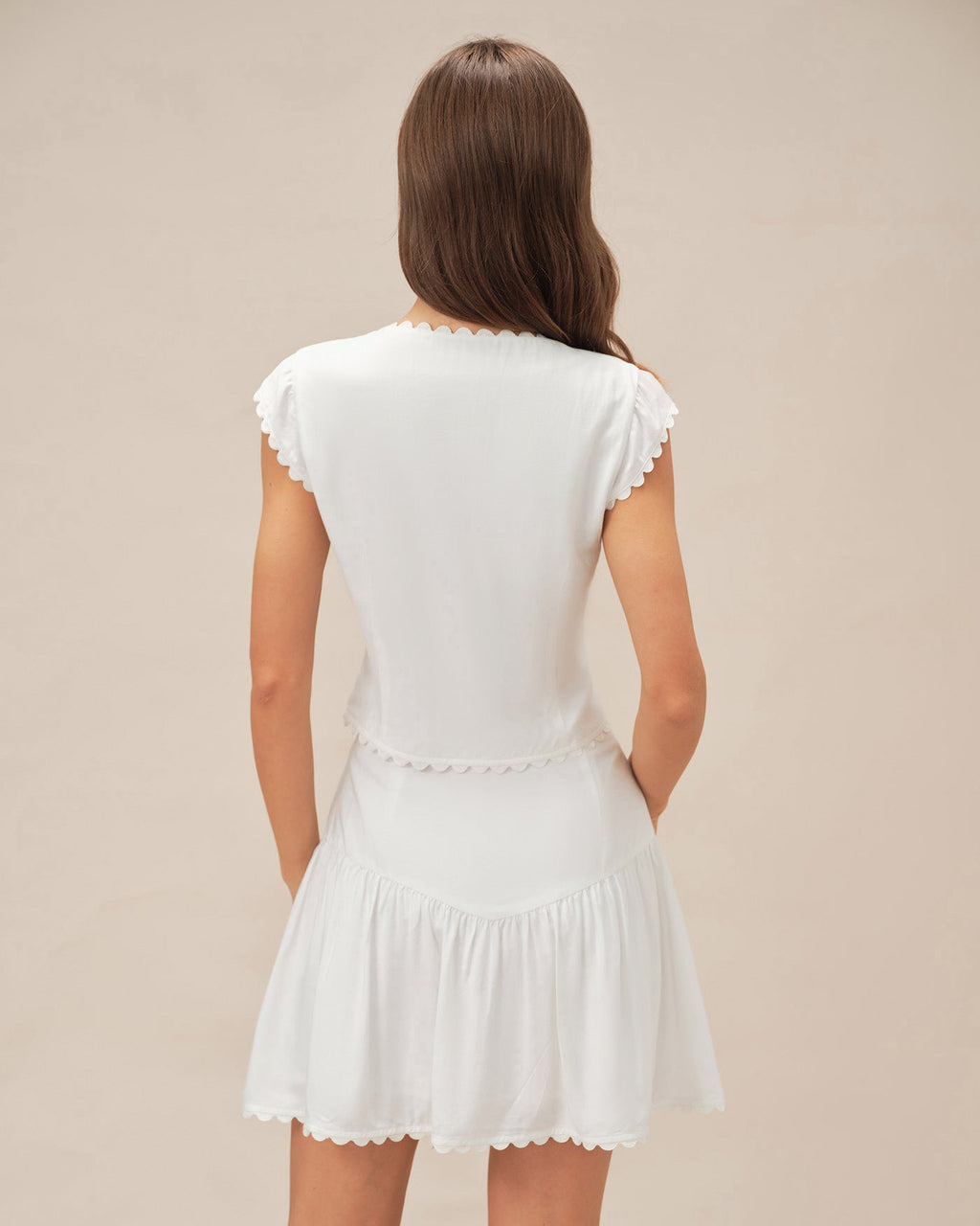Minifalda fruncida con botones blanca