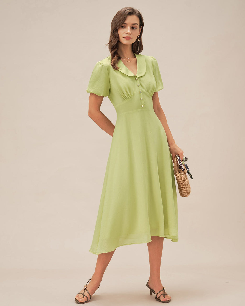 Vestido midi abotonado con cuello en color verde